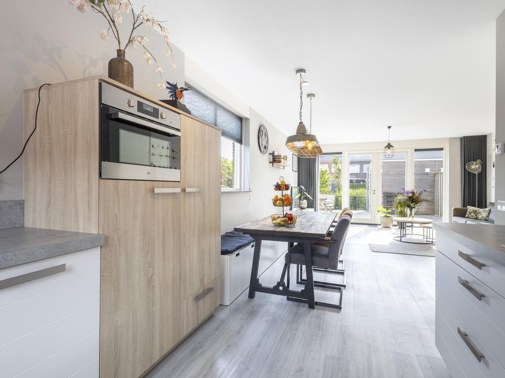 Steek 11, HARDINXVELD-GIESSENDAM