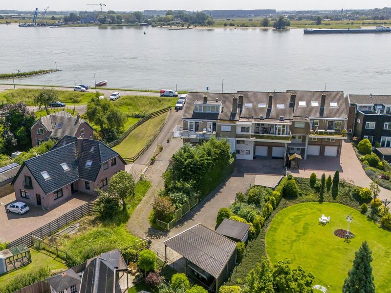 Rivierdijk 188, Hardinxveld-giessendam