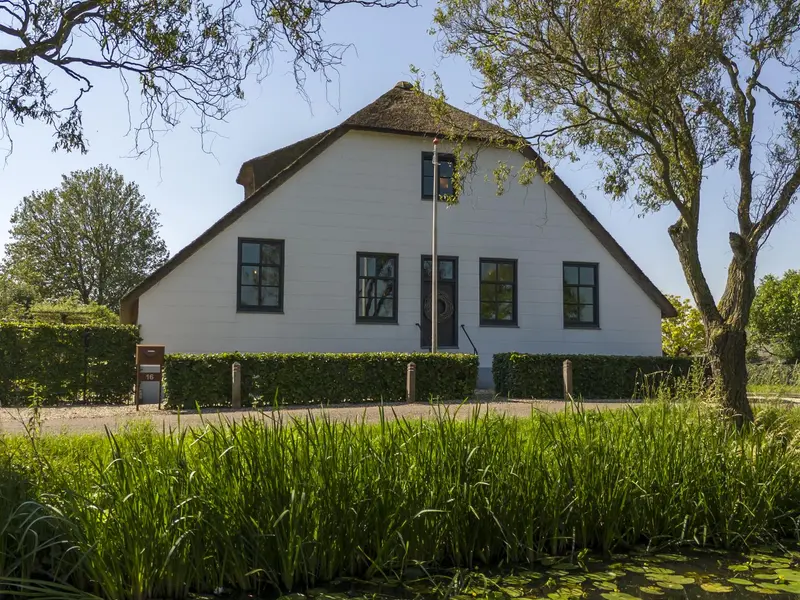 Graafdijk-oost 16, MOLENAARSGRAAF