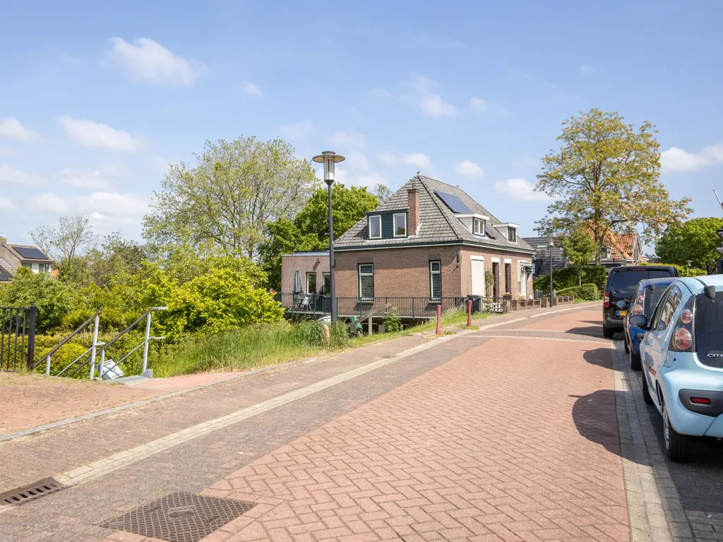 De Buurt 23B, HARDINXVELD-GIESSENDAM