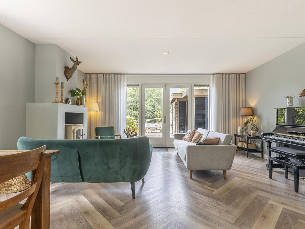 Jupiterstraat 70, HARDINXVELD-GIESSENDAM