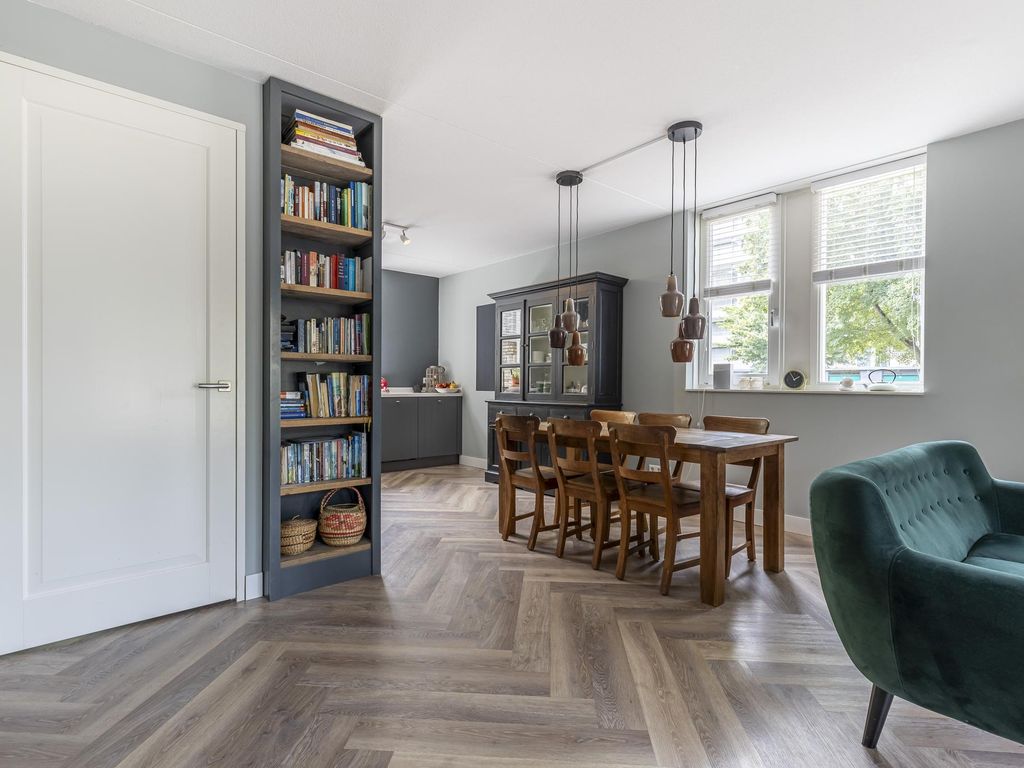 Jupiterstraat 70, HARDINXVELD-GIESSENDAM