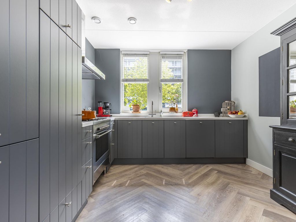 Jupiterstraat 70, HARDINXVELD-GIESSENDAM