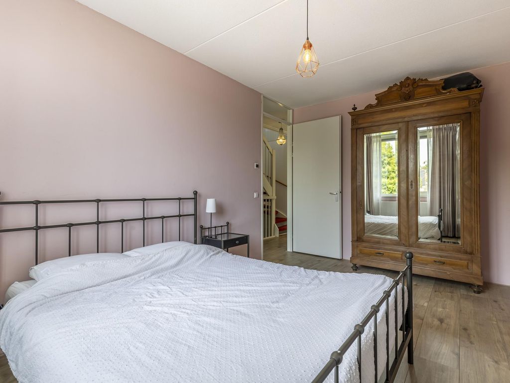 Jupiterstraat 70, HARDINXVELD-GIESSENDAM