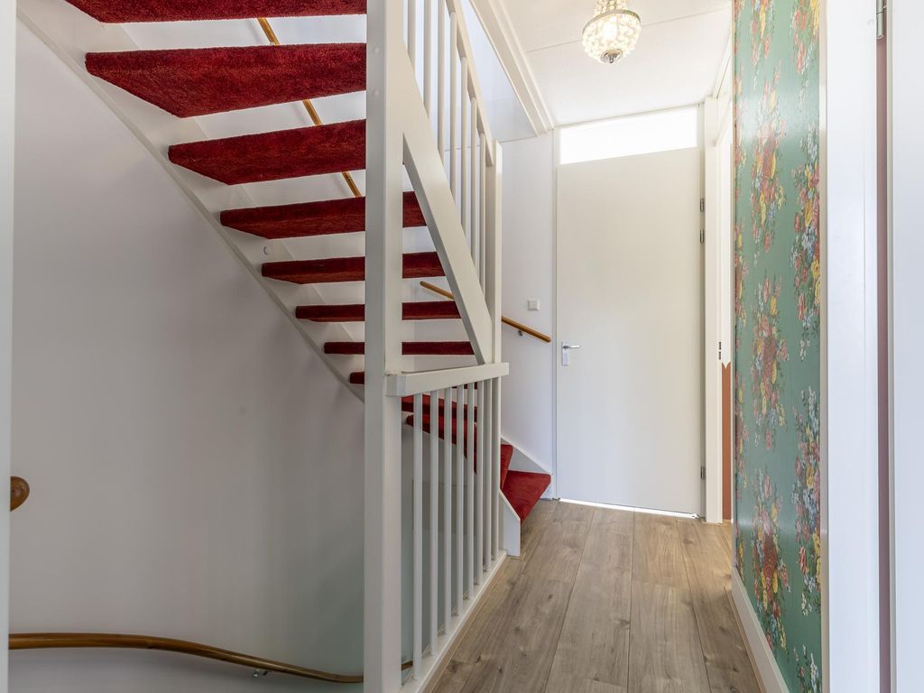 Jupiterstraat 70, HARDINXVELD-GIESSENDAM
