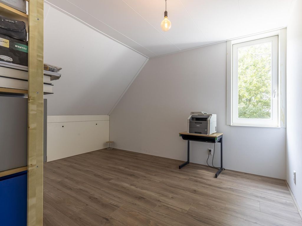 Jupiterstraat 70, HARDINXVELD-GIESSENDAM