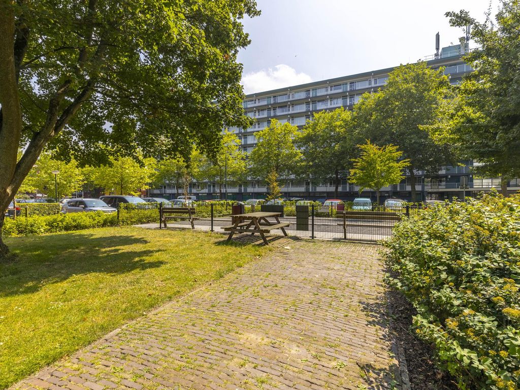 Jupiterstraat 70, HARDINXVELD-GIESSENDAM
