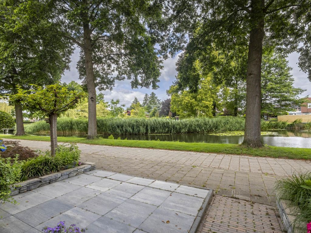 Groot Veldsweer 33, HARDINXVELD-GIESSENDAM