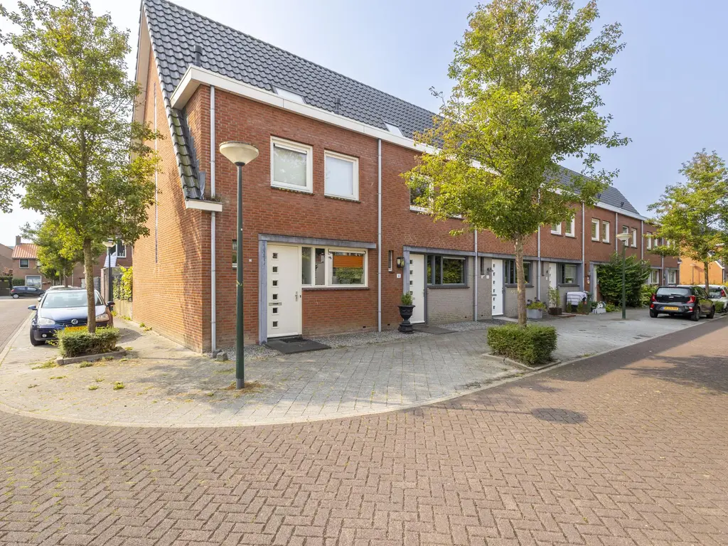 Klompestraat 4, HARDINXVELD-GIESSENDAM