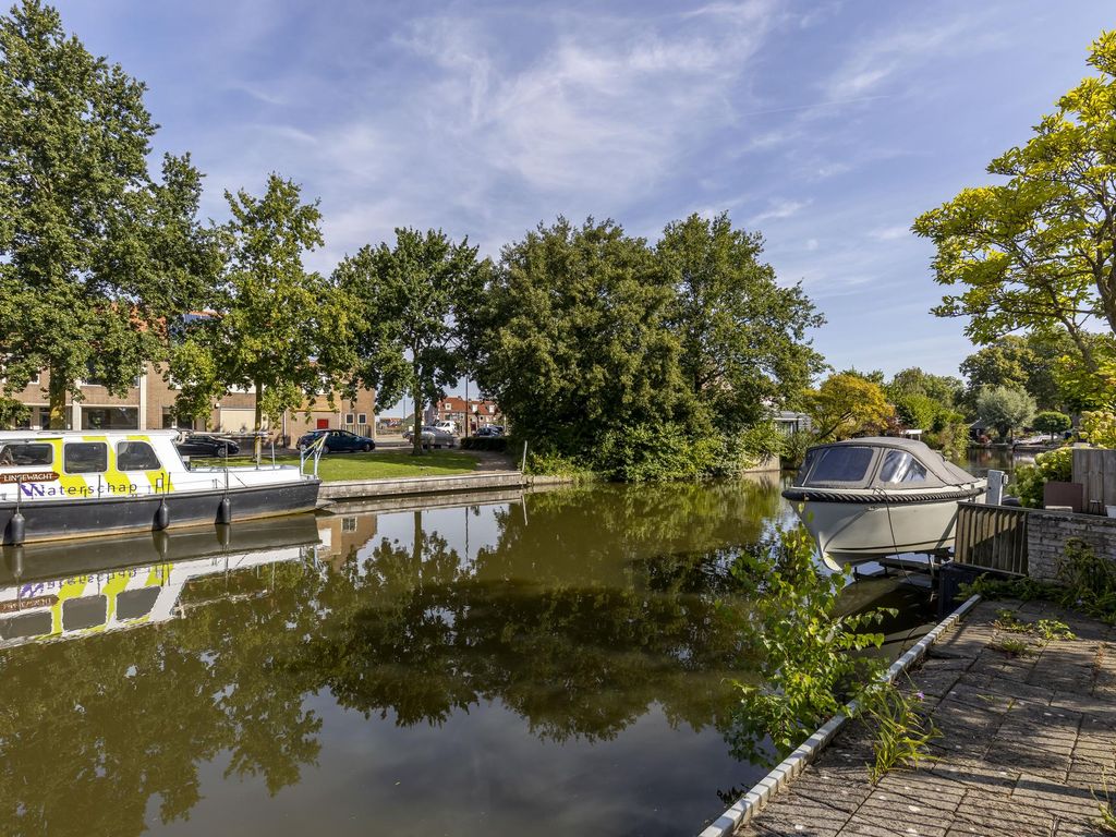 Kerkweg 54, HARDINXVELD-GIESSENDAM