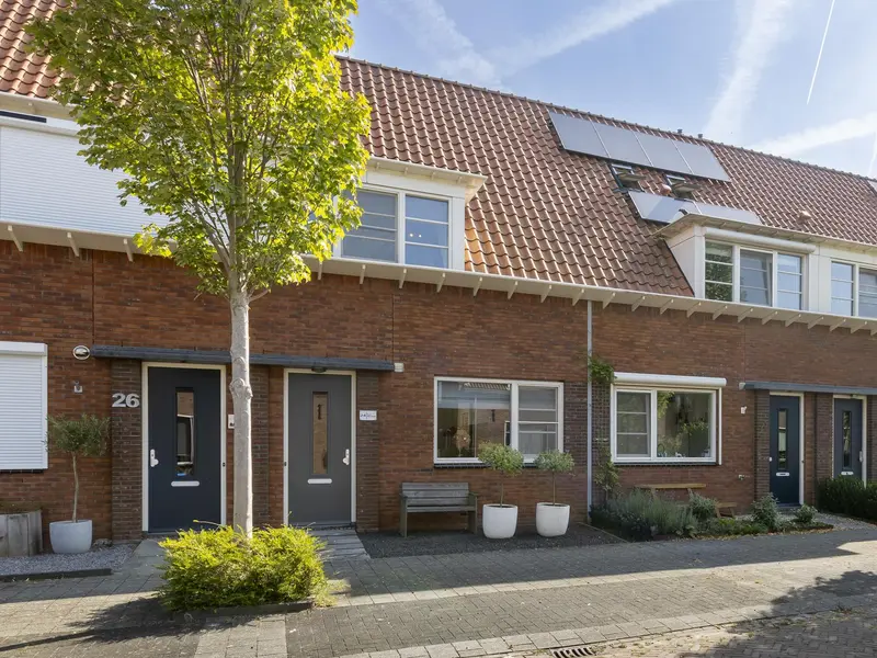 Frederikstraat 24, HARDINXVELD-GIESSENDAM