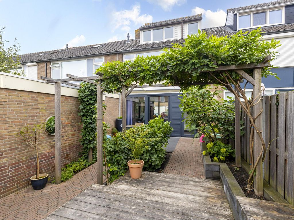 Giessenstraat 3, HARDINXVELD-GIESSENDAM