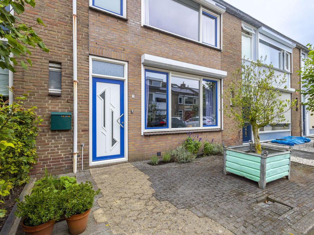 Giessenstraat 3, HARDINXVELD-GIESSENDAM