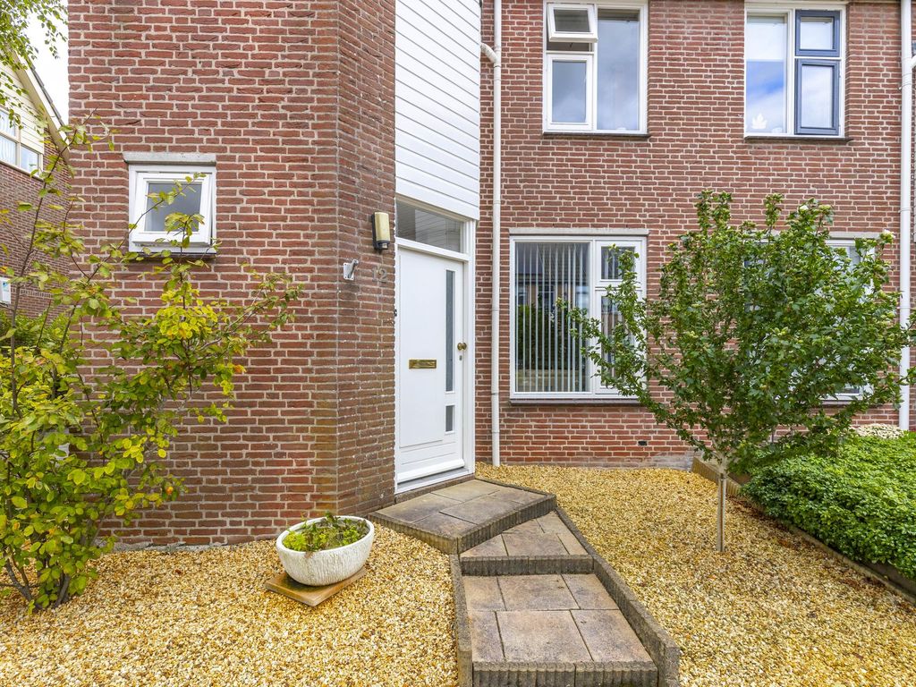 Dwarsdeel 12, HARDINXVELD-GIESSENDAM