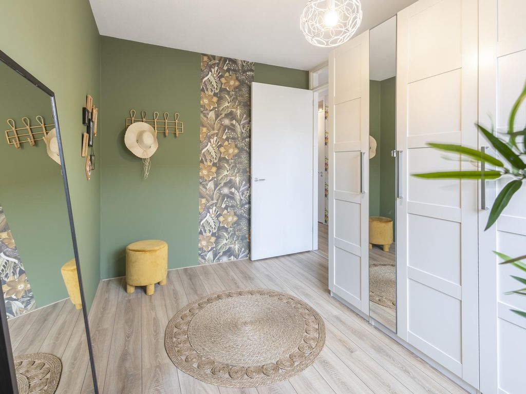 Troelstrastraat 67, HARDINXVELD-GIESSENDAM