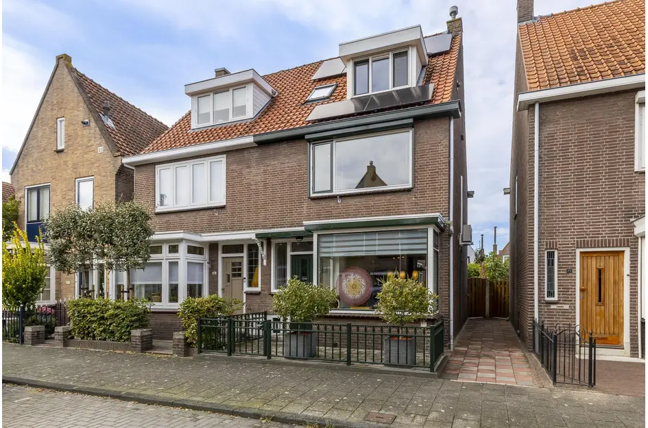 Oranjestraat 79