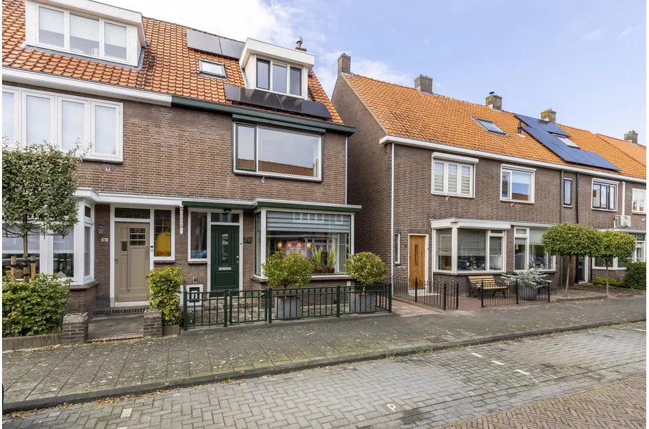 Oranjestraat 79