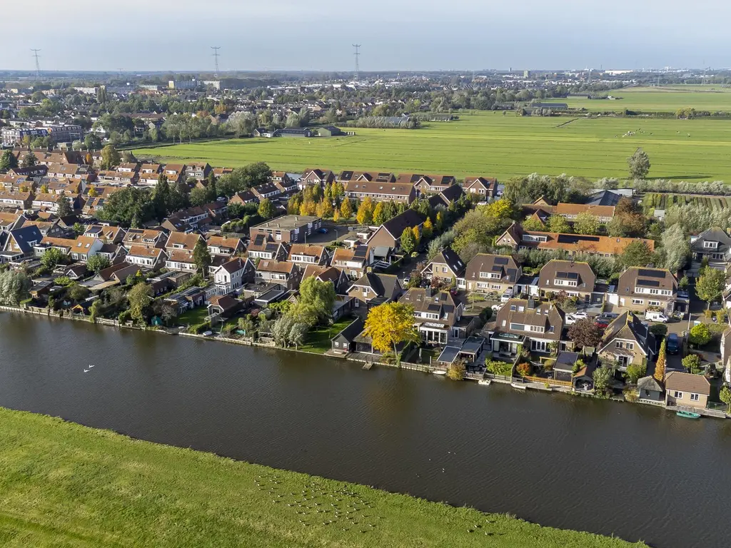 Oranjestraat 76, HARDINXVELD-GIESSENDAM