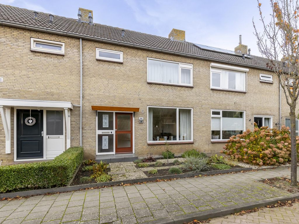 van Brederodestraat 28, GIESSENBURG