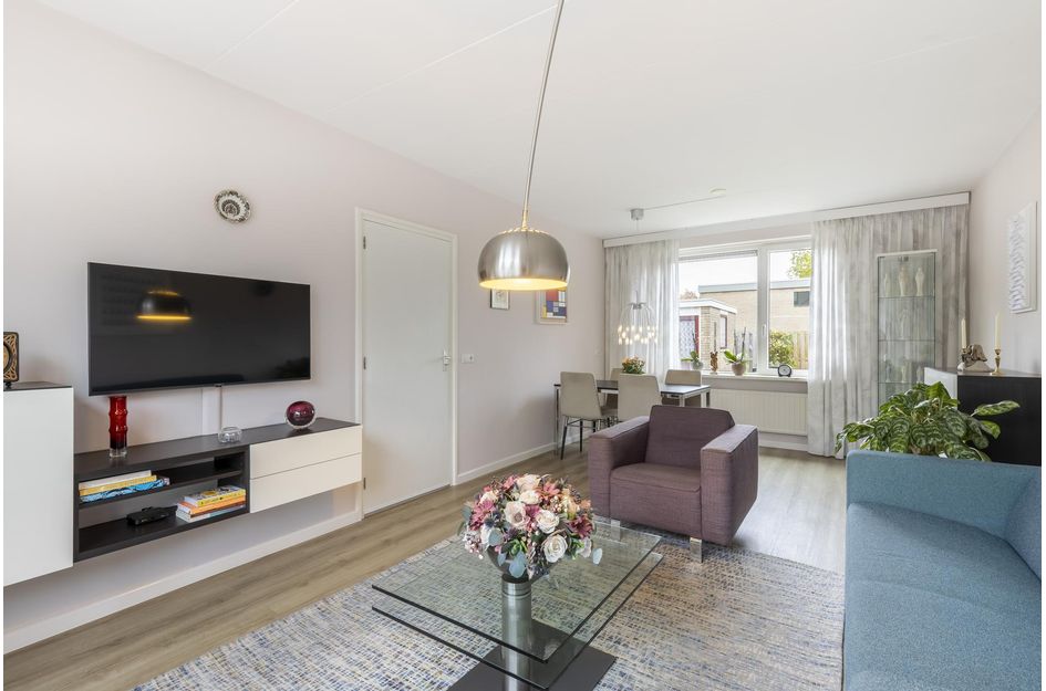 van Brederodestraat 28