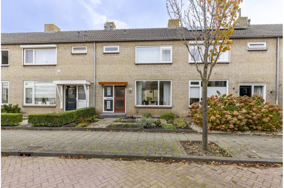 van Brederodestraat 28