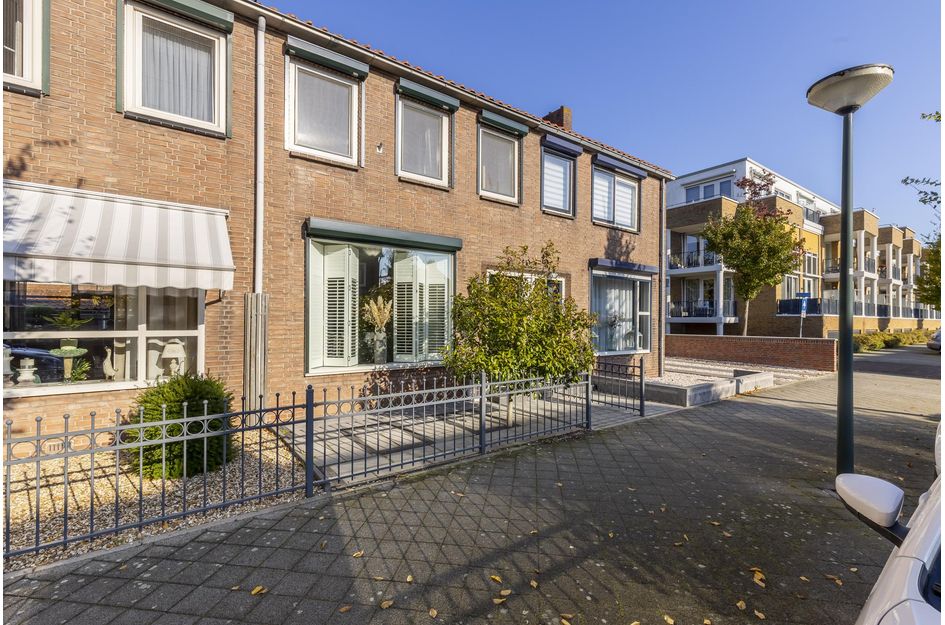 Troelstrastraat 45