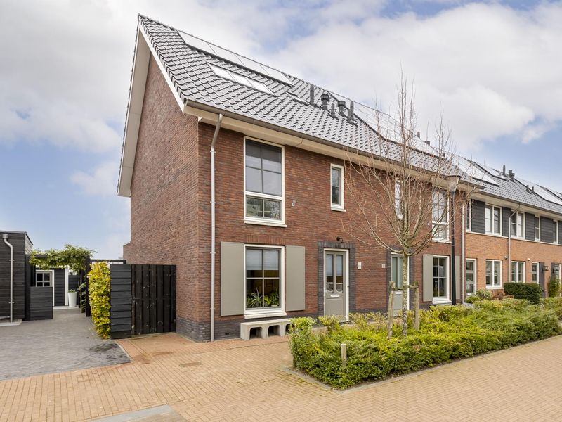 Groninger Kroon 53, Hardinxveld-giessendam