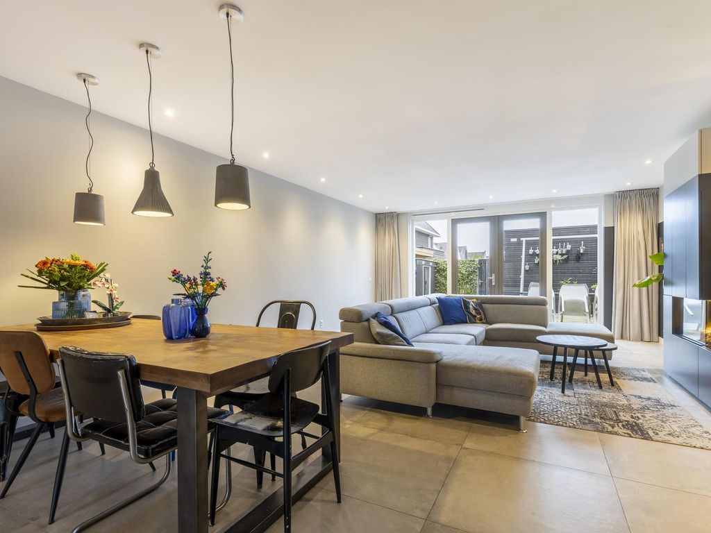 Groninger Kroon 53, HARDINXVELD-GIESSENDAM