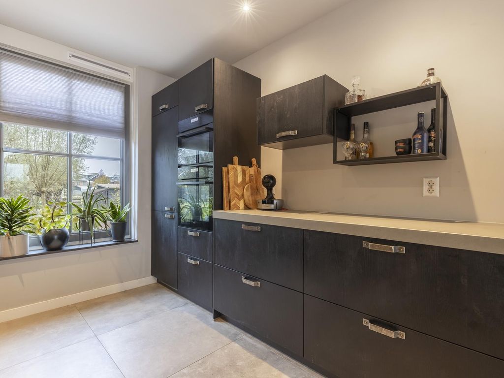 Groninger Kroon 53, HARDINXVELD-GIESSENDAM
