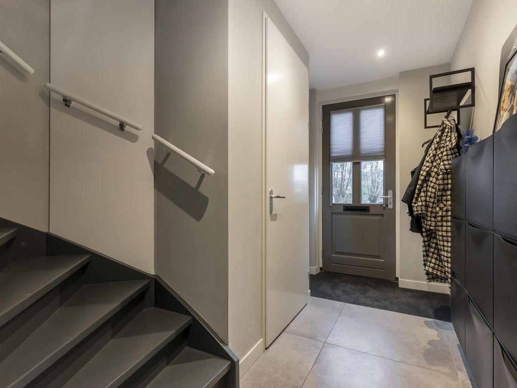 Groninger Kroon 53, HARDINXVELD-GIESSENDAM