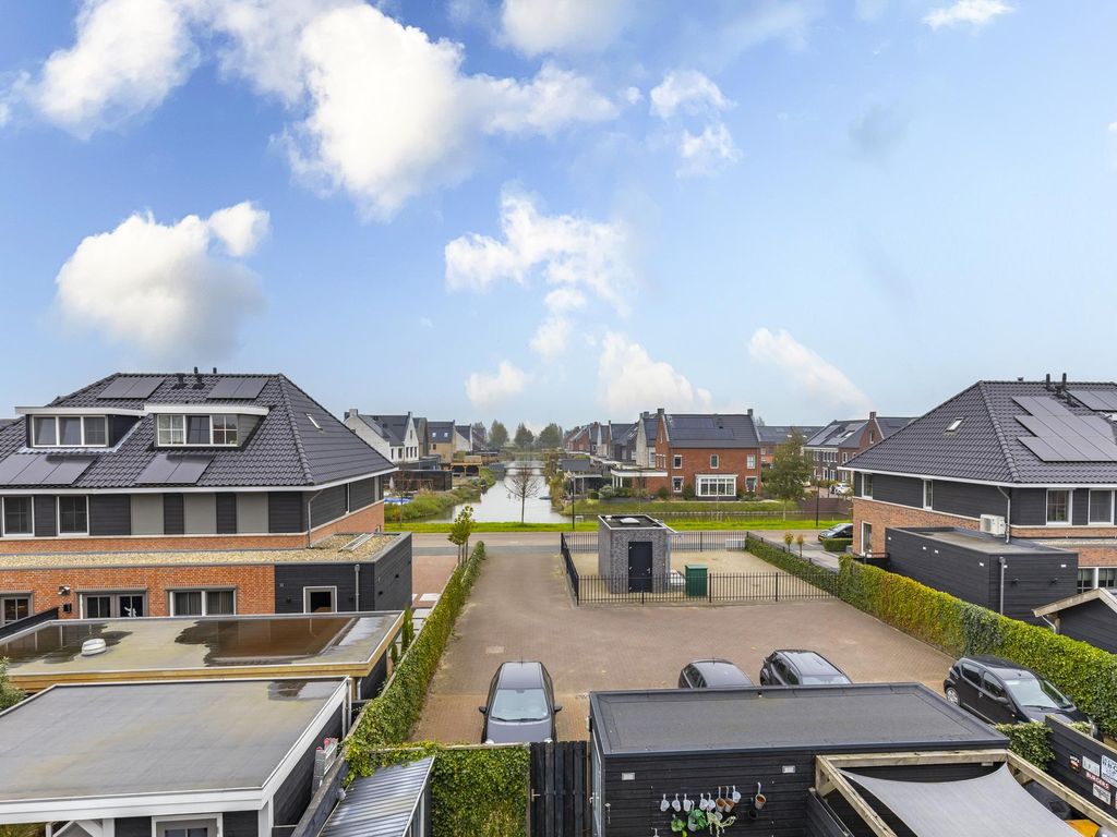 Groninger Kroon 53, HARDINXVELD-GIESSENDAM