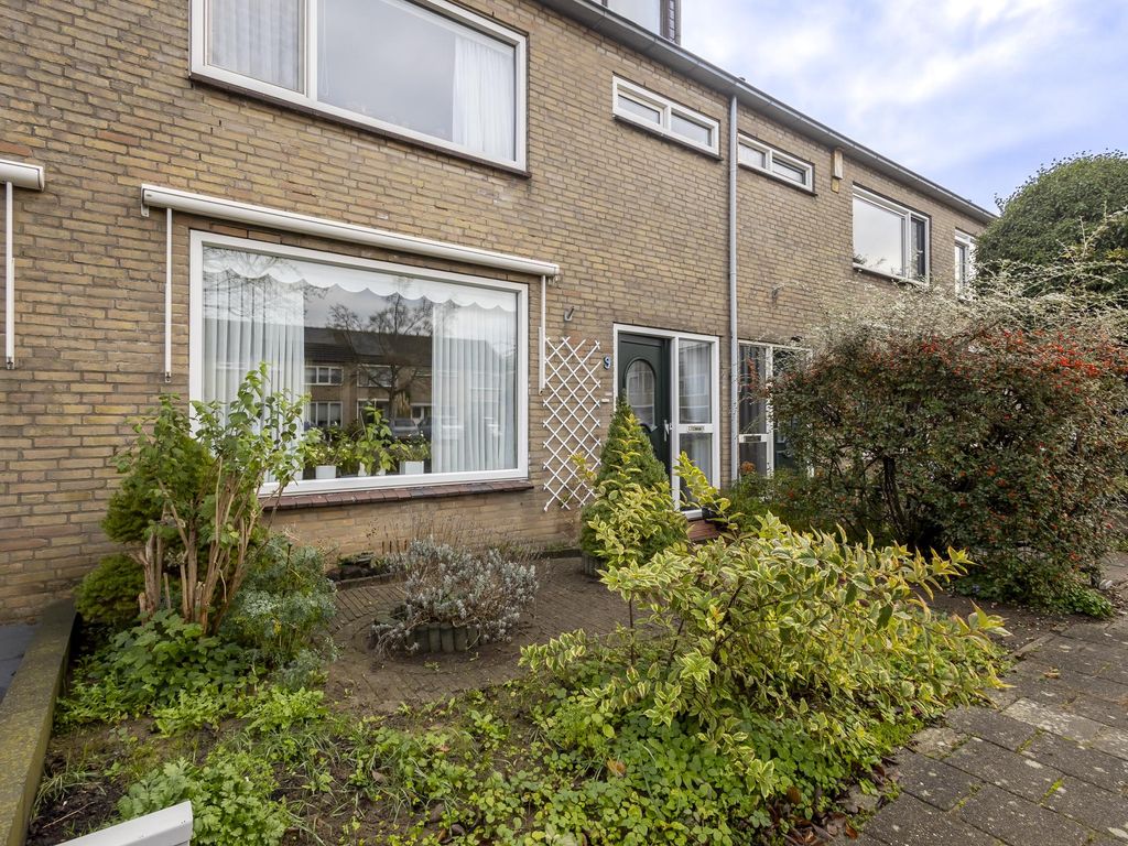 Neptunusstraat 9, HARDINXVELD-GIESSENDAM