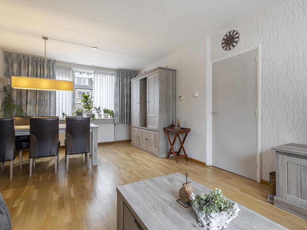 Neptunusstraat 9, HARDINXVELD-GIESSENDAM