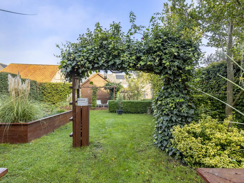 Rivierdijk 716, HARDINXVELD-GIESSENDAM