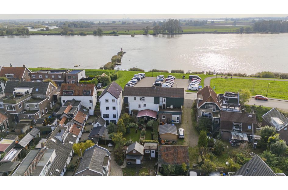 Rivierdijk 716