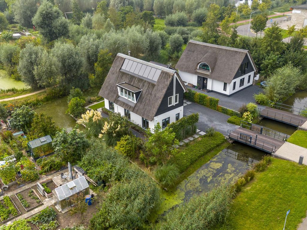 Zaling 4, PAPENDRECHT