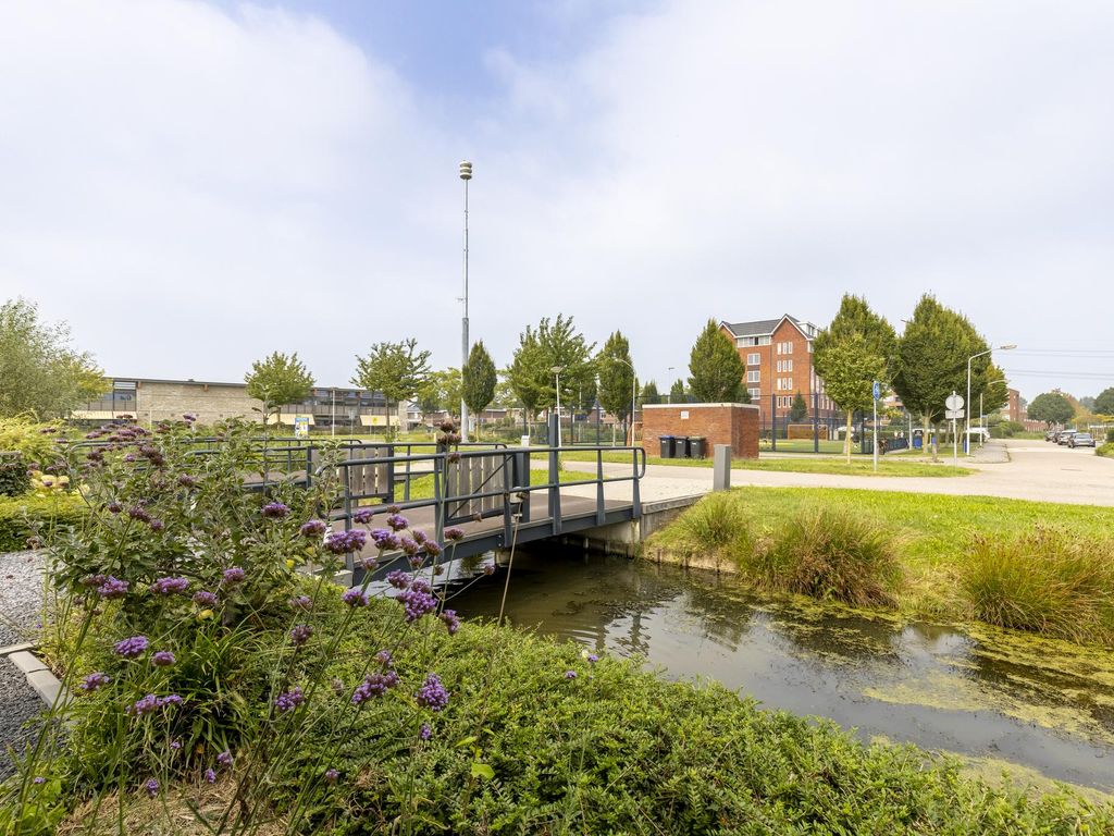 Zaling 4, PAPENDRECHT
