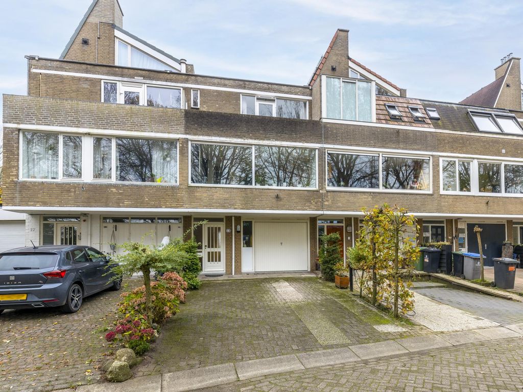 Apollostraat 18, HARDINXVELD-GIESSENDAM