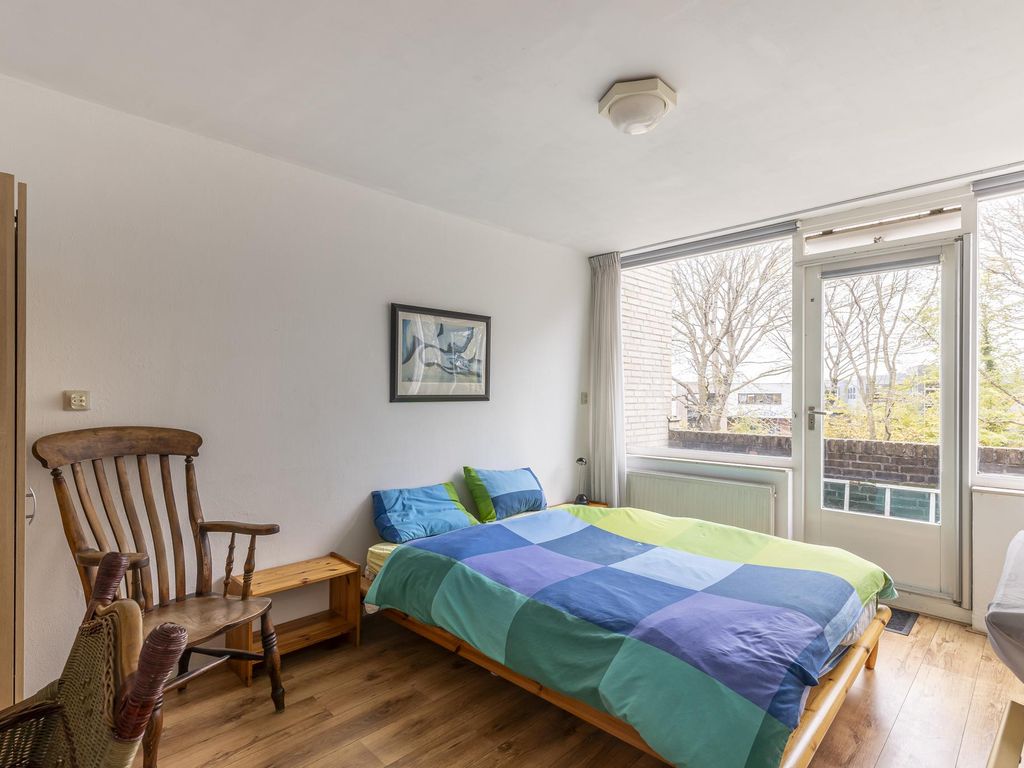 Apollostraat 18, HARDINXVELD-GIESSENDAM