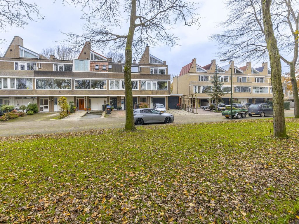 Apollostraat 18, HARDINXVELD-GIESSENDAM