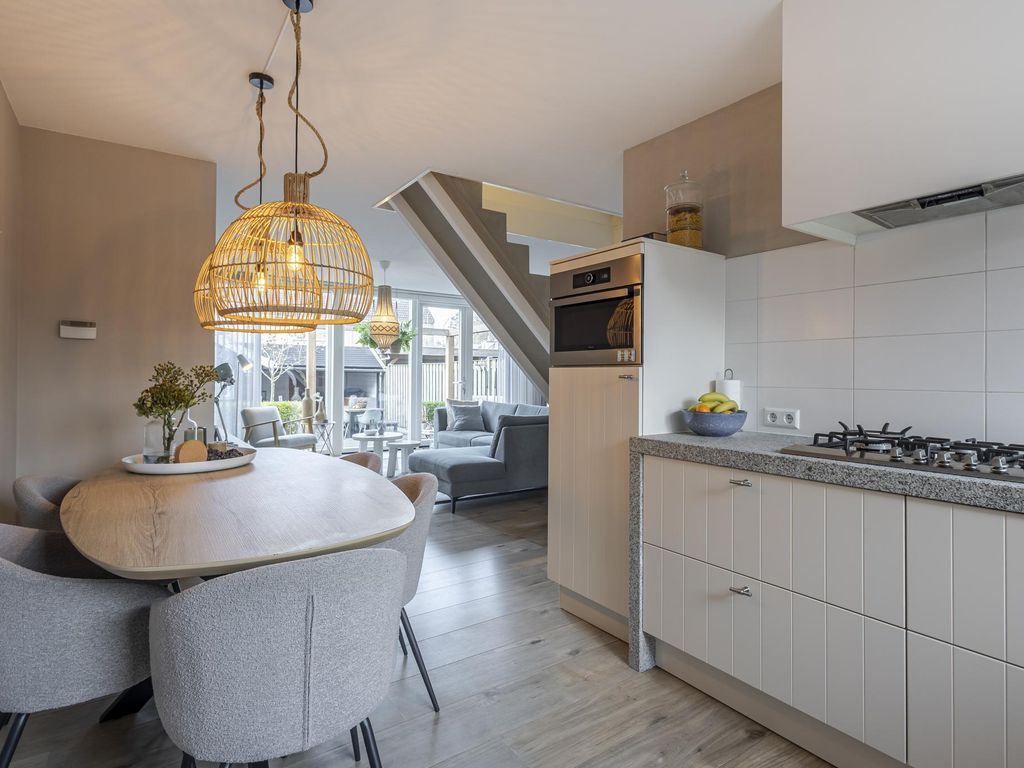 Groot Veldsweer 53, HARDINXVELD-GIESSENDAM