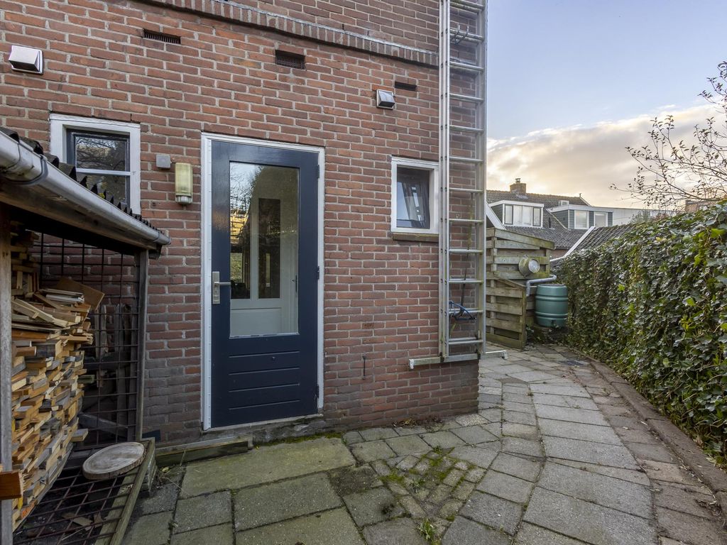 Rivierdijk 537, HARDINXVELD-GIESSENDAM