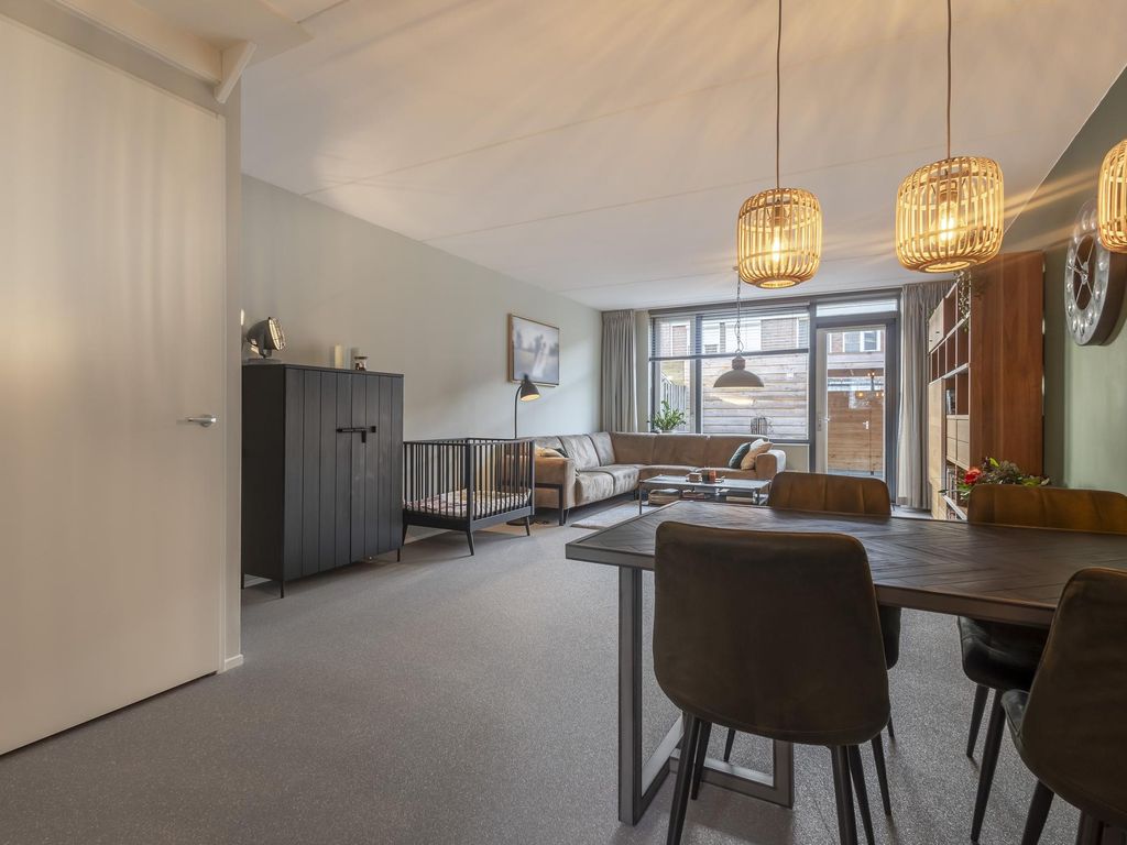 Klompestraat 6, HARDINXVELD-GIESSENDAM