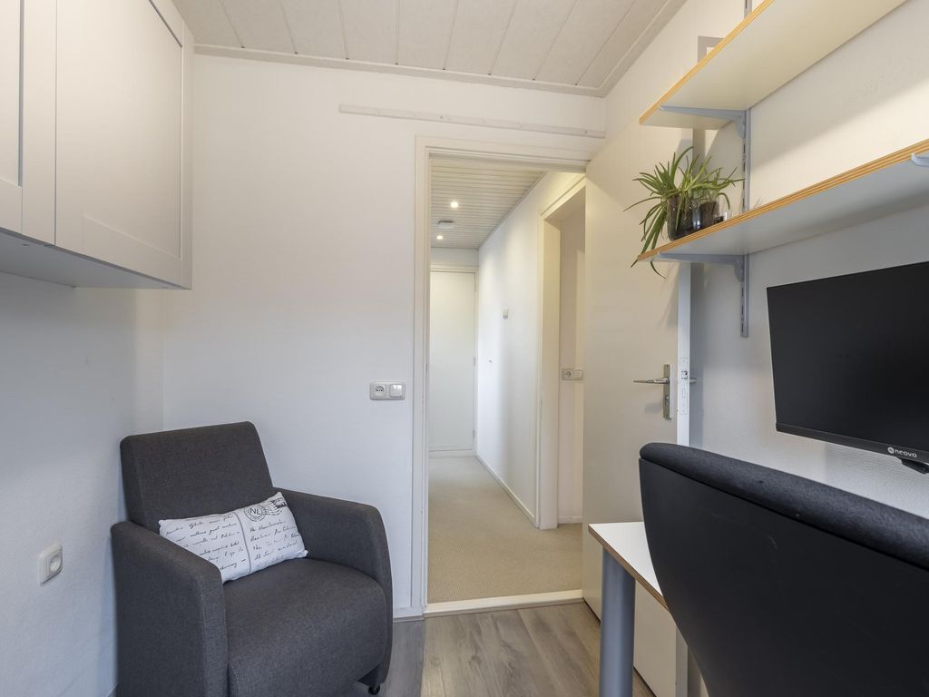 Troelstrastraat 52, HARDINXVELD-GIESSENDAM