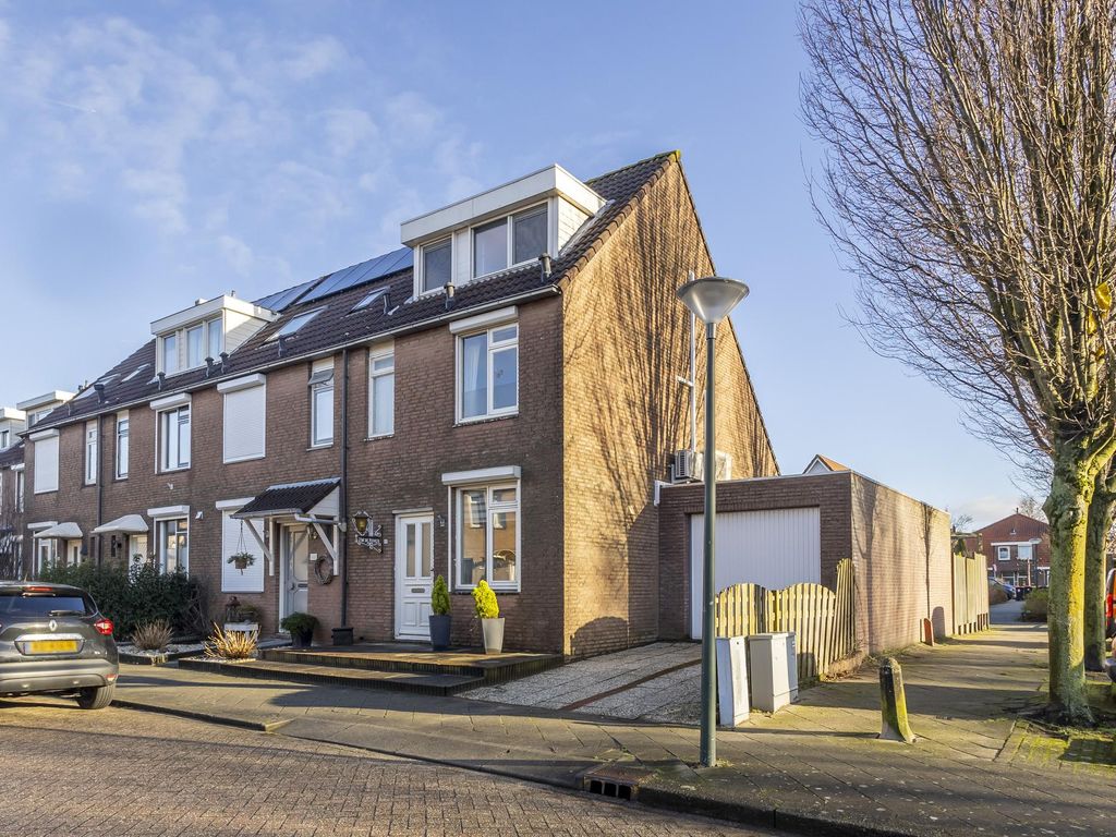 Breedewaij 50, HARDINXVELD-GIESSENDAM