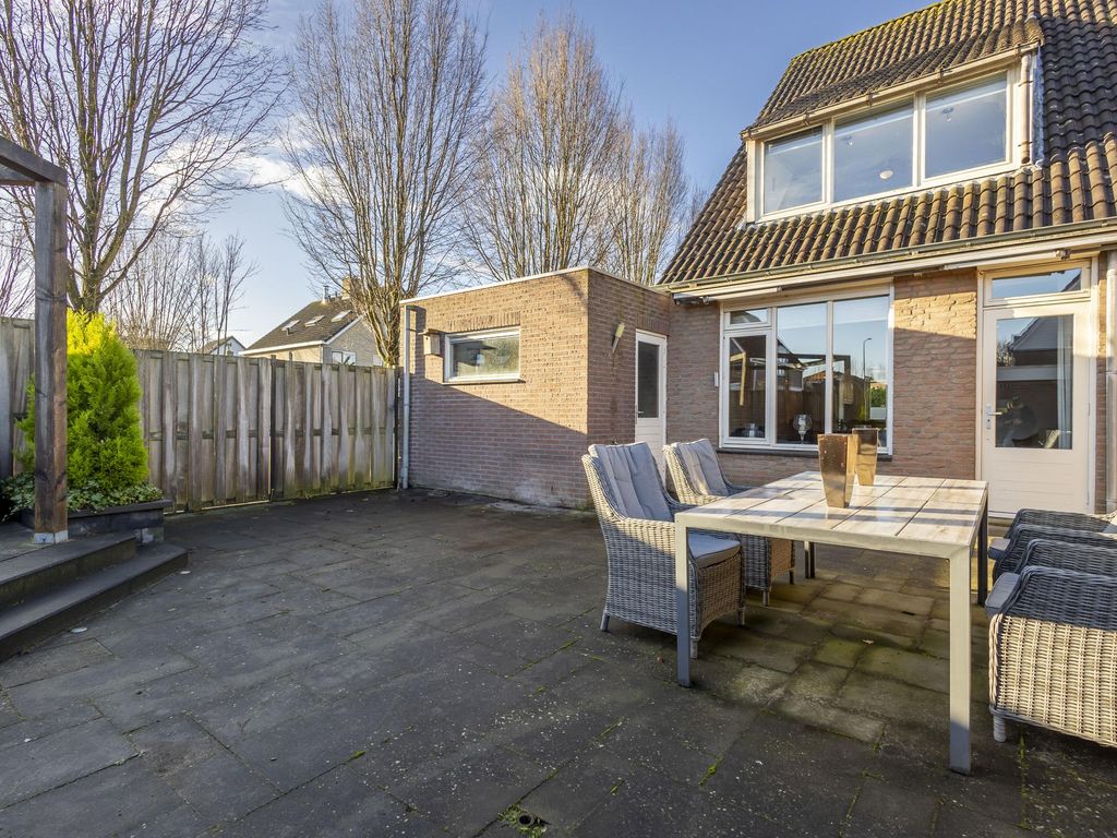 Breedewaij 50, HARDINXVELD-GIESSENDAM