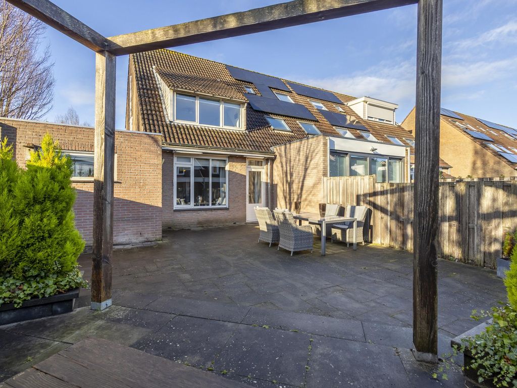 Breedewaij 50, HARDINXVELD-GIESSENDAM