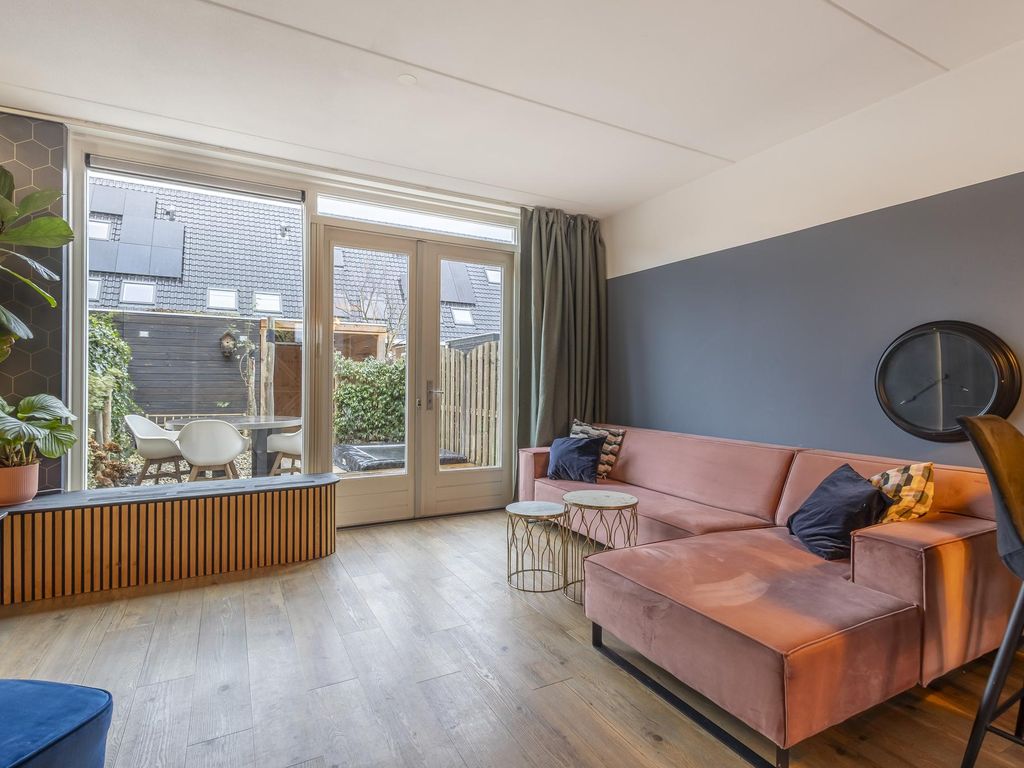Troelstrastraat 19, HARDINXVELD-GIESSENDAM