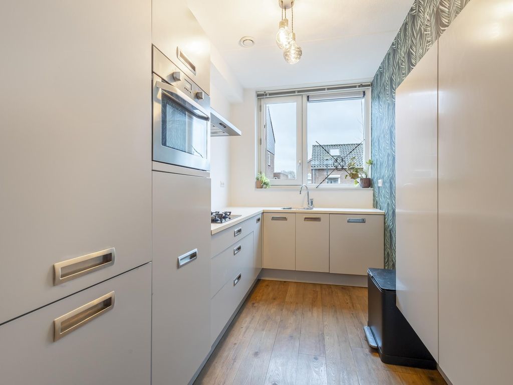 Troelstrastraat 19, HARDINXVELD-GIESSENDAM