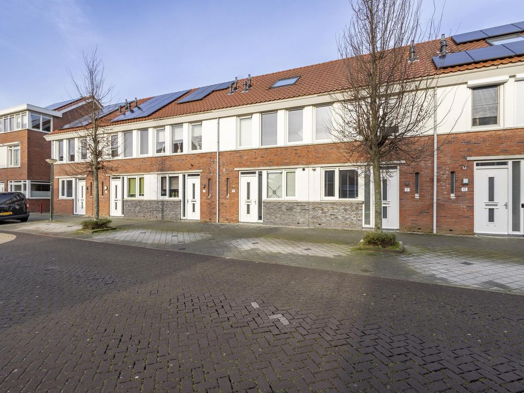 Troelstrastraat 19, HARDINXVELD-GIESSENDAM